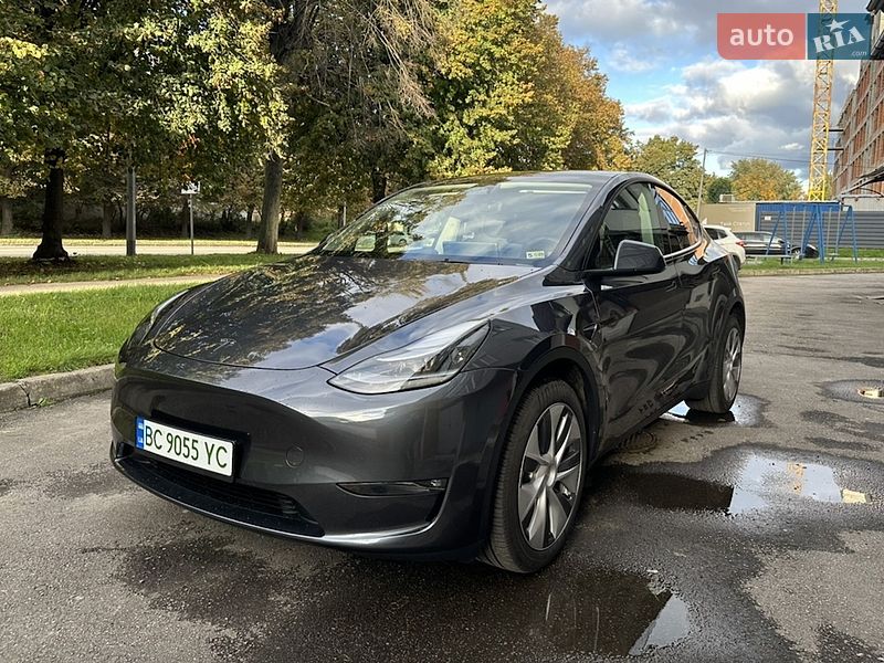 Внедорожник / Кроссовер Tesla Model Y 2024 в Тернополе