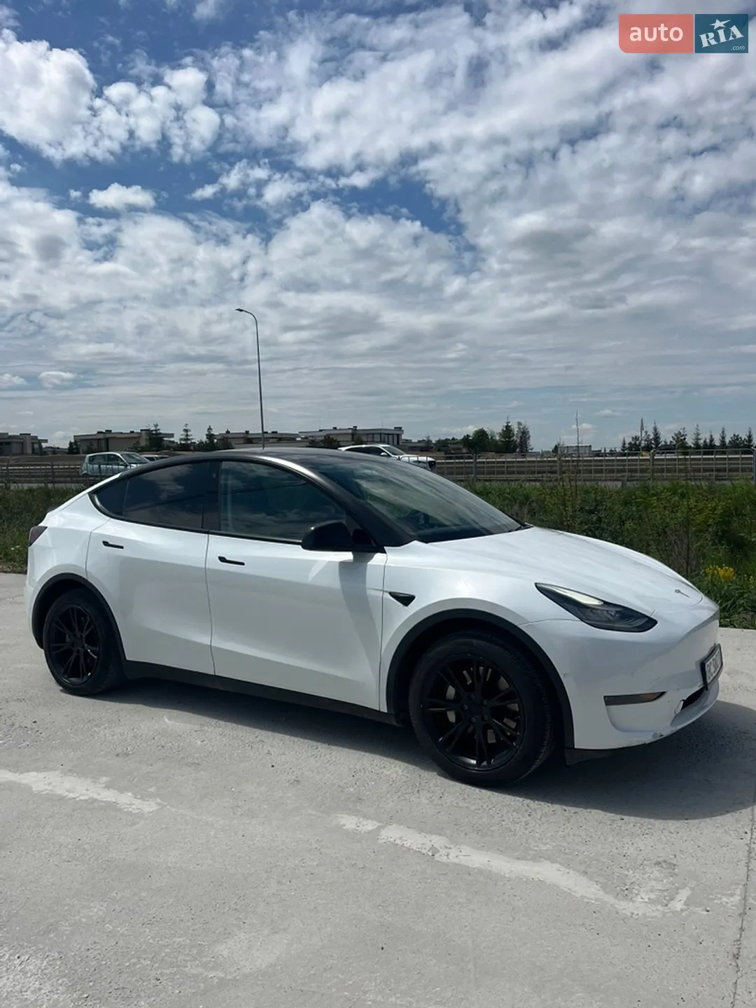 2020 Tesla Model Y - мініатюра 10