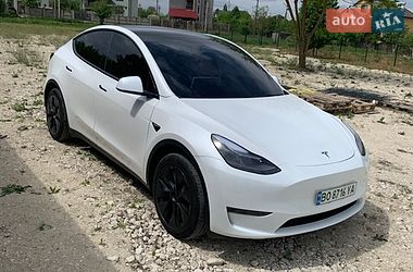 Позашляховик / Кросовер Tesla Model Y 2024 в Чорткові фото 3 Позашляховик / Кросовер Tesla Model Y 2024 в Чорткові