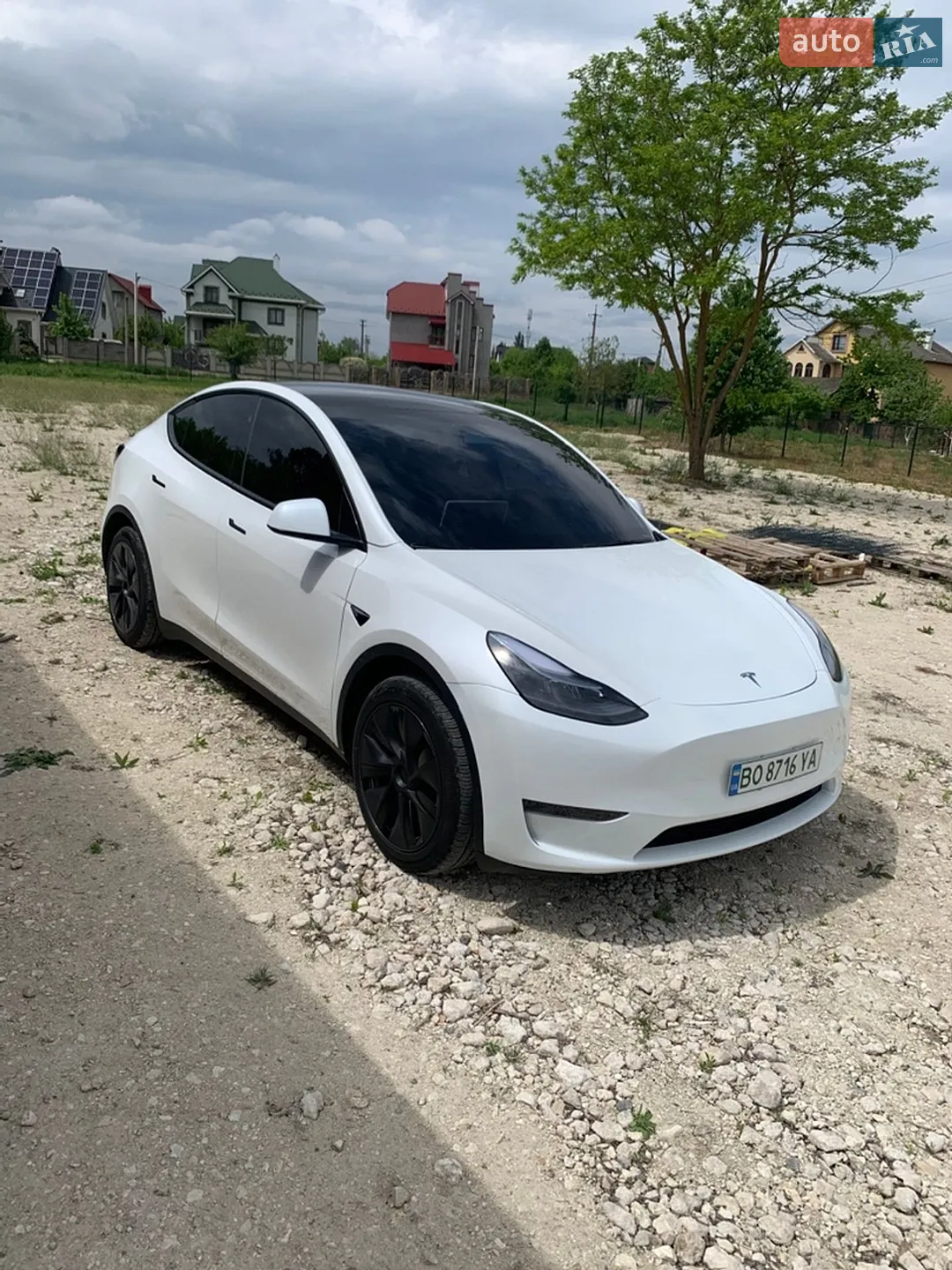 2024 Tesla Model Y - мініатюра 3