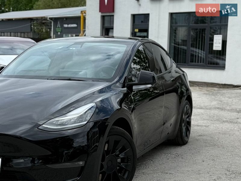 Позашляховик / Кросовер Tesla Model Y 2021 в Вінниці