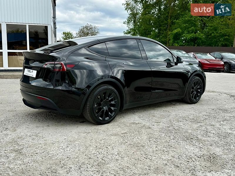 Позашляховик / Кросовер Tesla Model Y 2021 в Вінниці