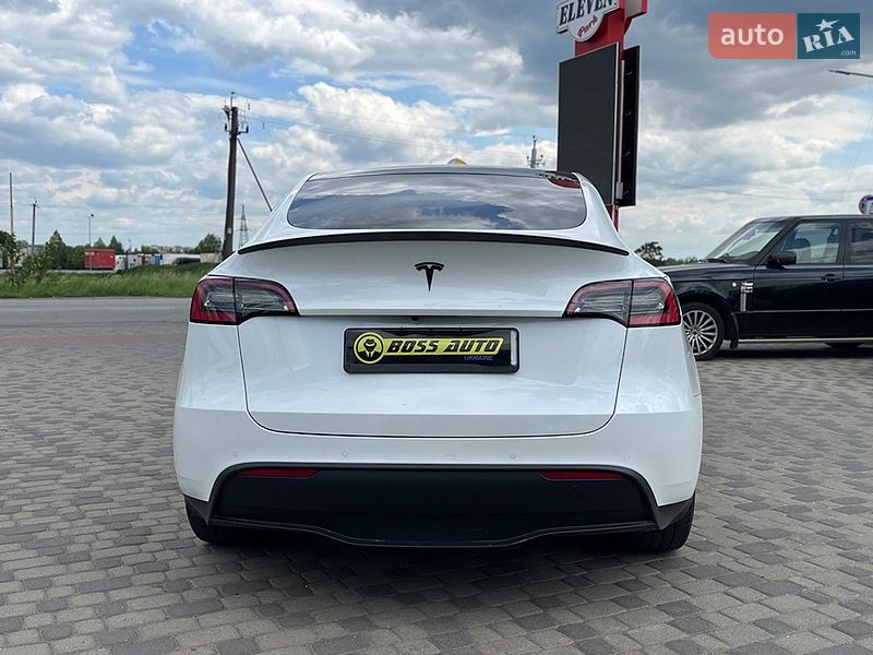 Позашляховик / Кросовер Tesla Model Y 2020 в Мукачевому
