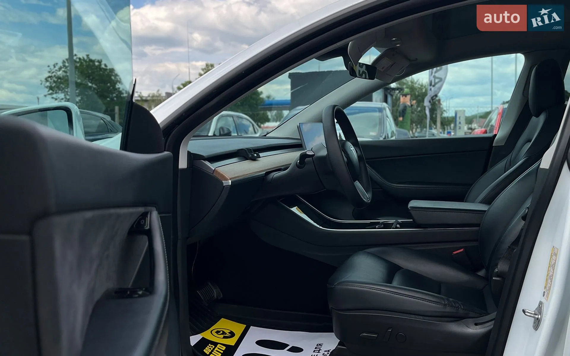 2020 Tesla Model Y - мініатюра 10