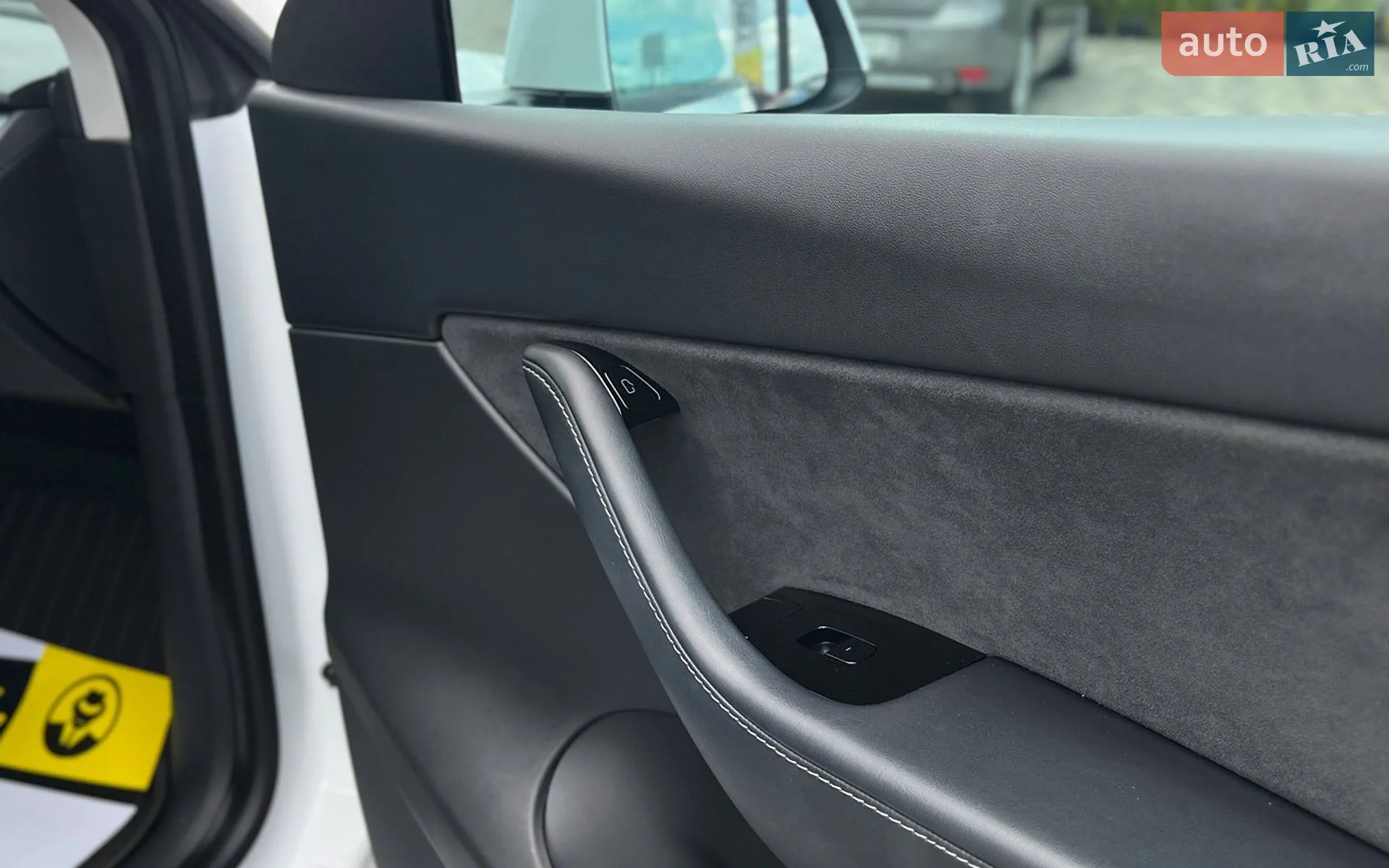 2020 Tesla Model Y - мініатюра 23