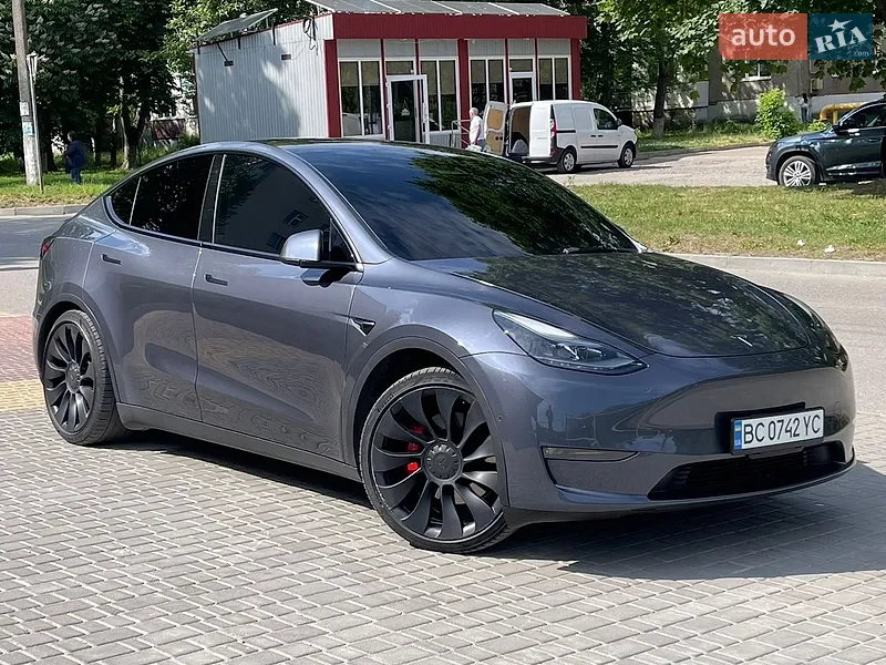 Tesla Model Y
