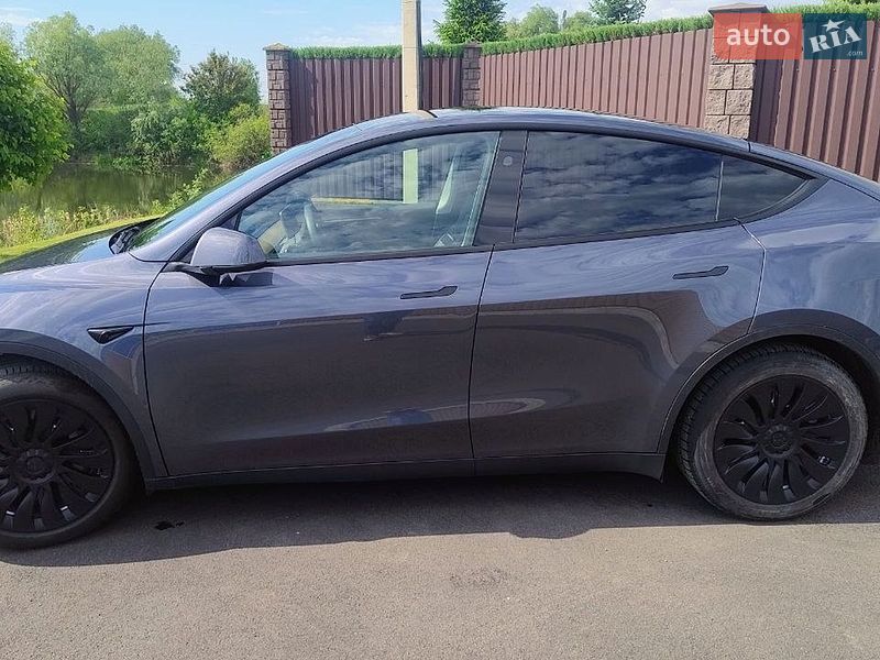 Внедорожник / Кроссовер Tesla Model Y 2023 в Киеве фото 4 Внедорожник / Кроссовер Tesla Model Y 2023 в Киеве