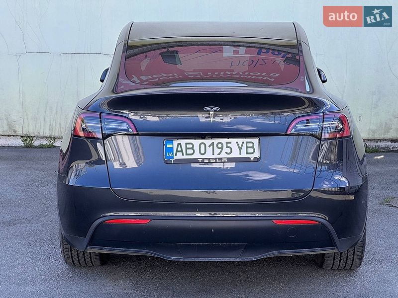 Внедорожник / Кроссовер Tesla Model Y 2025 в Киеве
