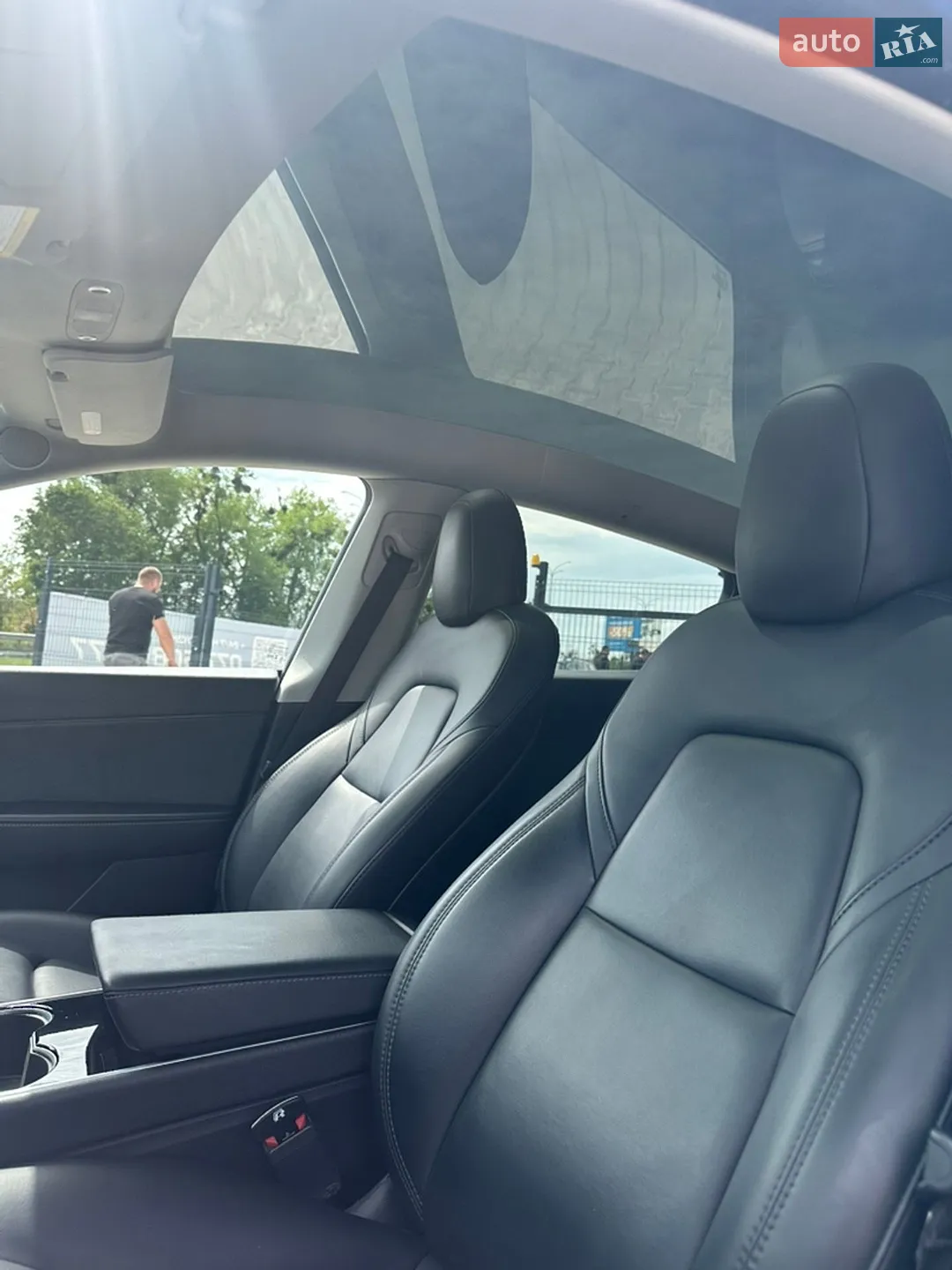 2020 Tesla Model Y - мініатюра 12