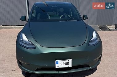 Внедорожник / Кроссовер Tesla Model Y 2021 в Днепре