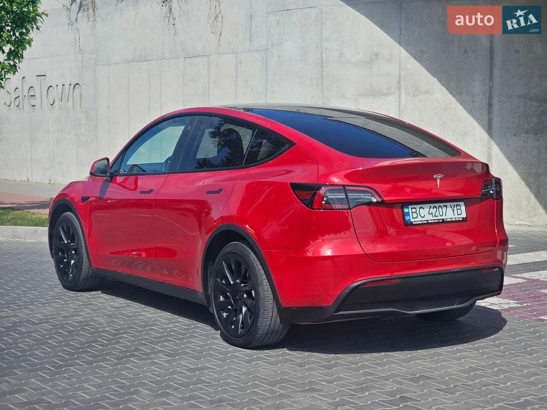 2023 Tesla Model Y - мініатюра 13