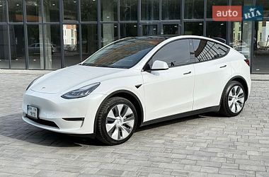 Внедорожник / Кроссовер Tesla Model Y 2021 в Ровно