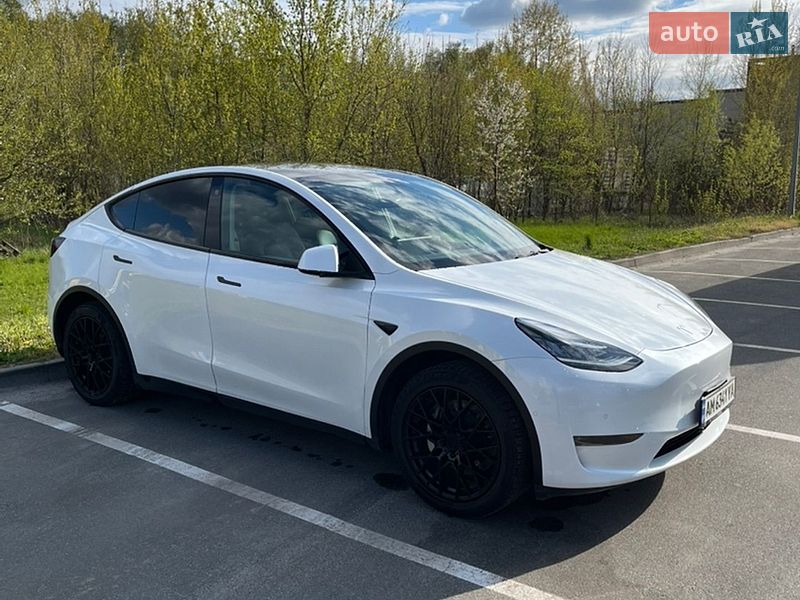Tesla Model Y 2022 Tesla Model Y 2022