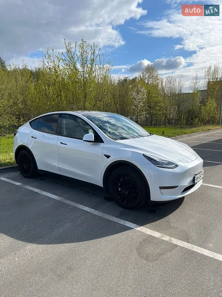 2022 Tesla Model Y - мініатюра 19