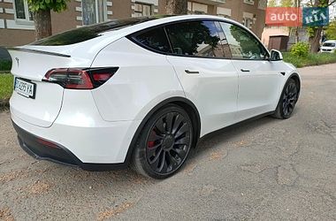 Внедорожник / Кроссовер Tesla Model Y 2021 в Тернополе