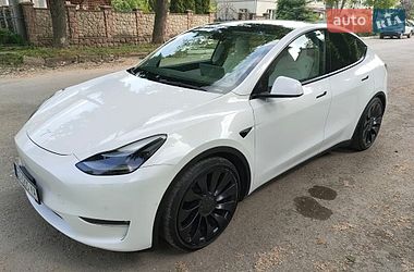 Внедорожник / Кроссовер Tesla Model Y 2021 в Тернополе