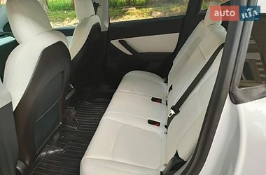 Внедорожник / Кроссовер Tesla Model Y 2021 в Тернополе
