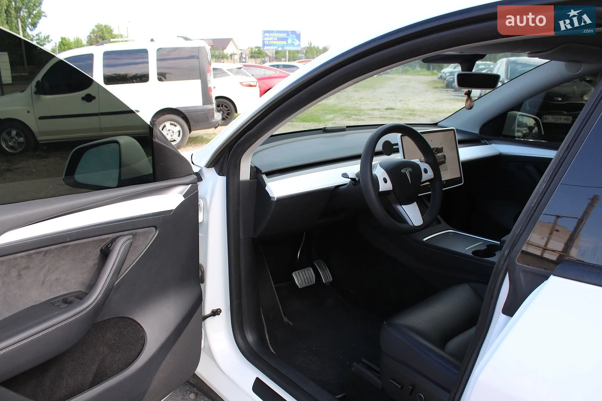 2023 Tesla Model Y - мініатюра 14