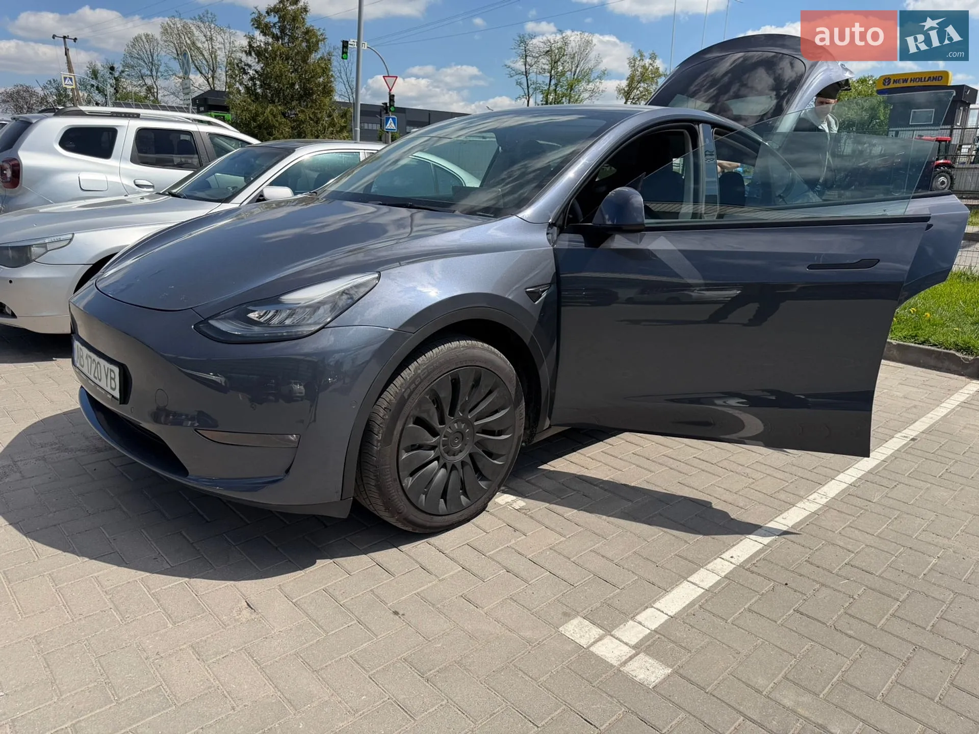 2022 Tesla Model Y - мініатюра 2