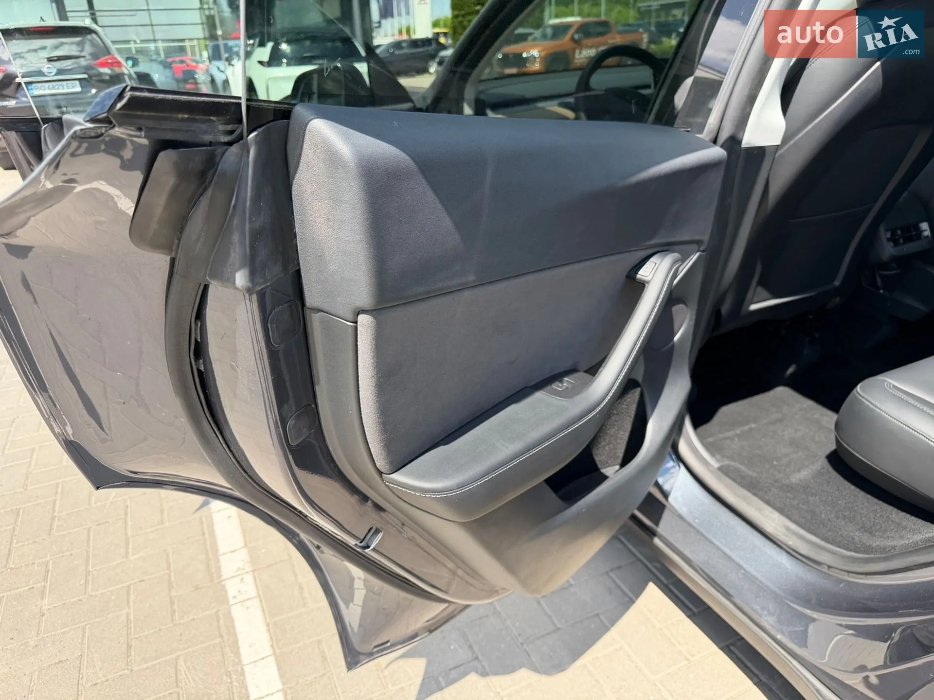 2022 Tesla Model Y - мініатюра 15