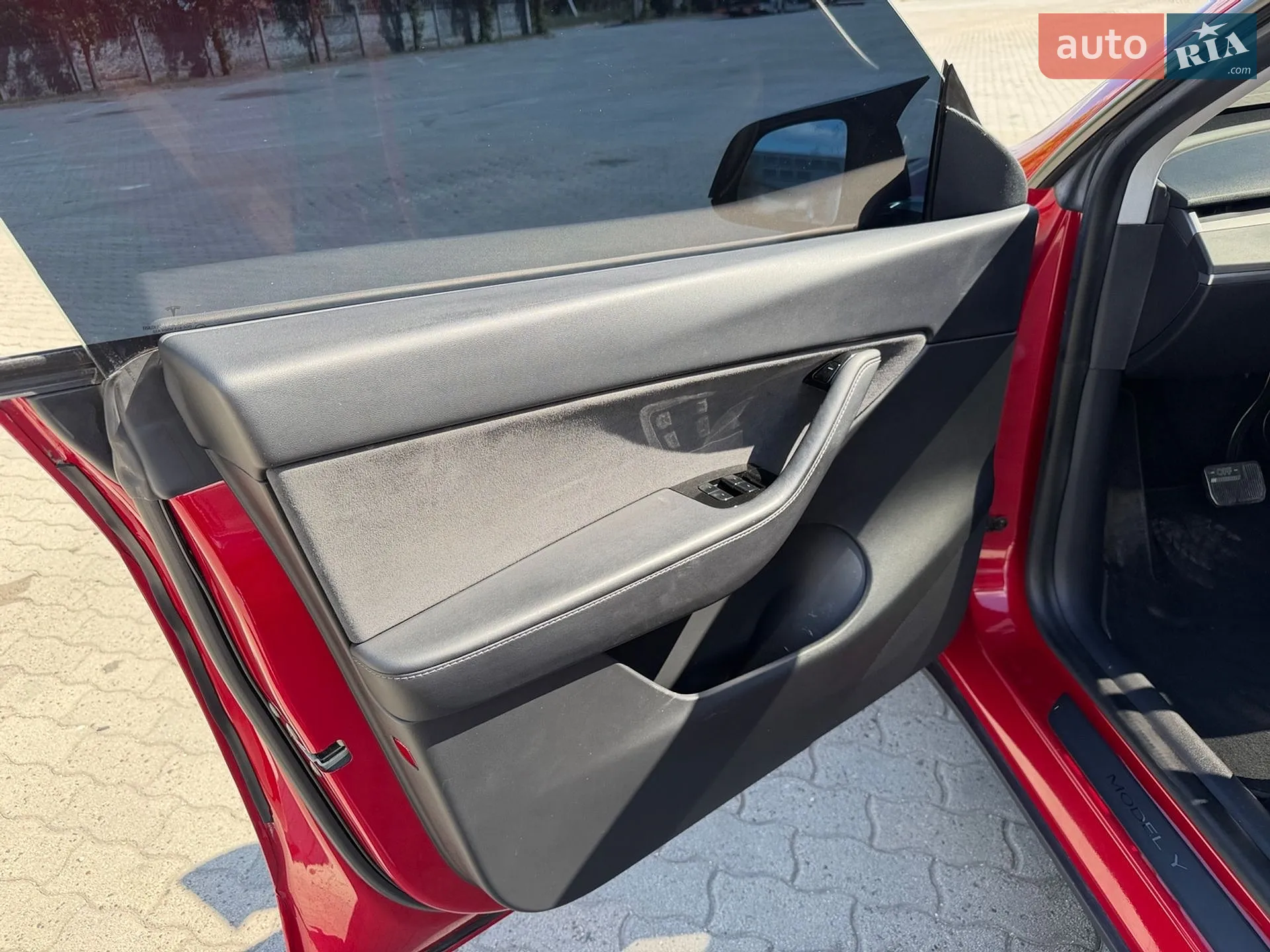 2020 Tesla Model Y - мініатюра 21