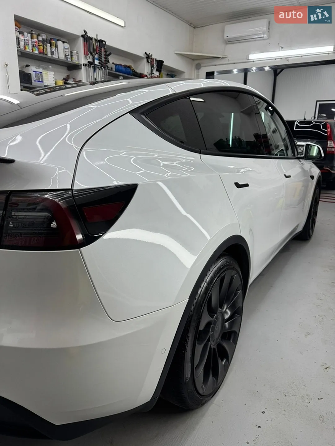 2022 Tesla Model Y - мініатюра 8