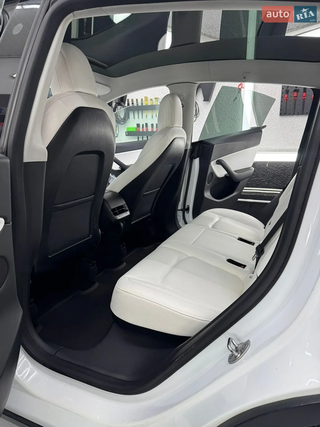 2022 Tesla Model Y - мініатюра 16