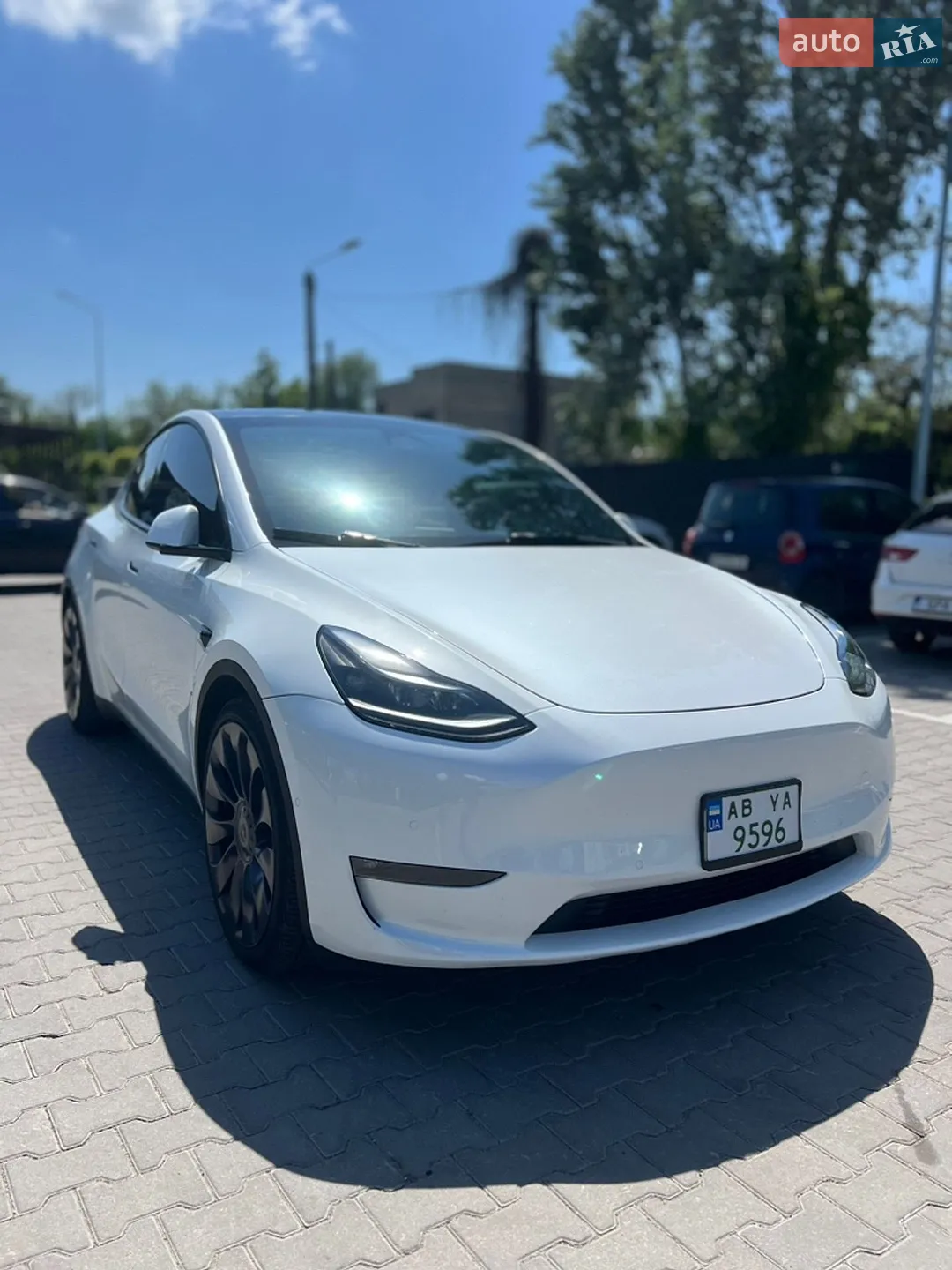 2021 Tesla Model Y - мініатюра 3