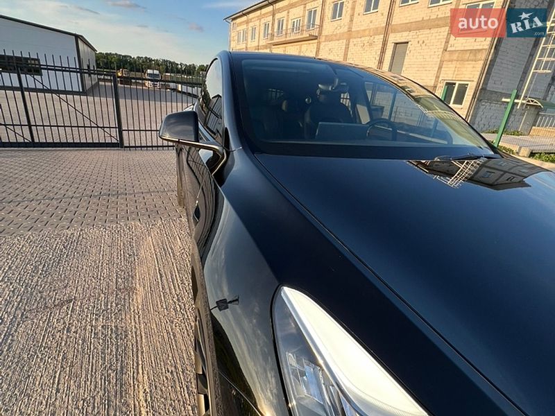 Внедорожник / Кроссовер Tesla Model Y 2021 в Виннице