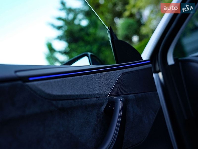 Позашляховик / Кросовер Tesla Model Y 2025 в Львові