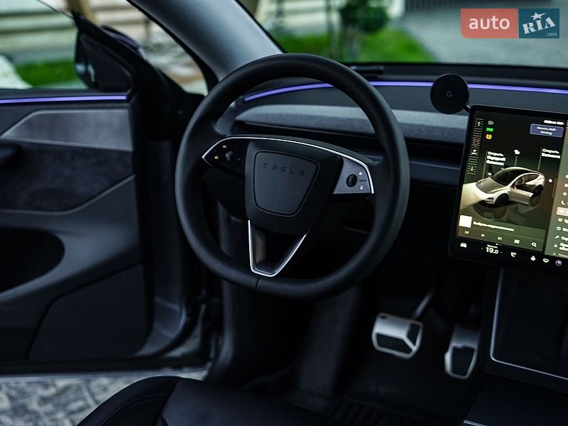 Позашляховик / Кросовер Tesla Model Y 2025 в Львові