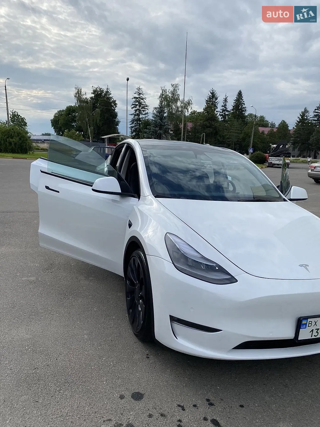 2021 Tesla Model Y - мініатюра 3