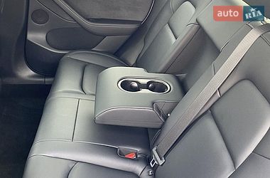 Внедорожник / Кроссовер Tesla Model Y 2021 в Тернополе