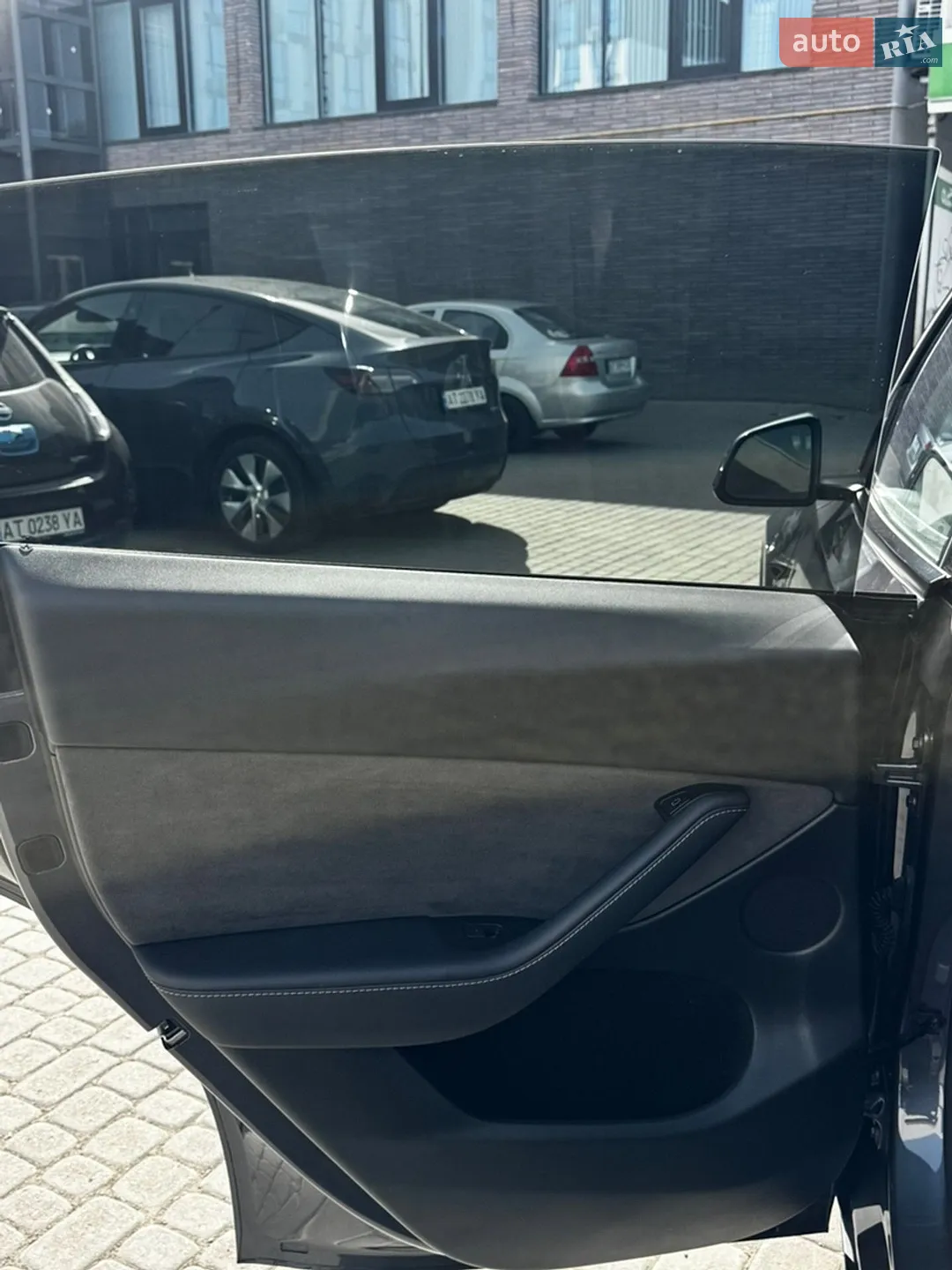 2023 Tesla Model Y - мініатюра 17