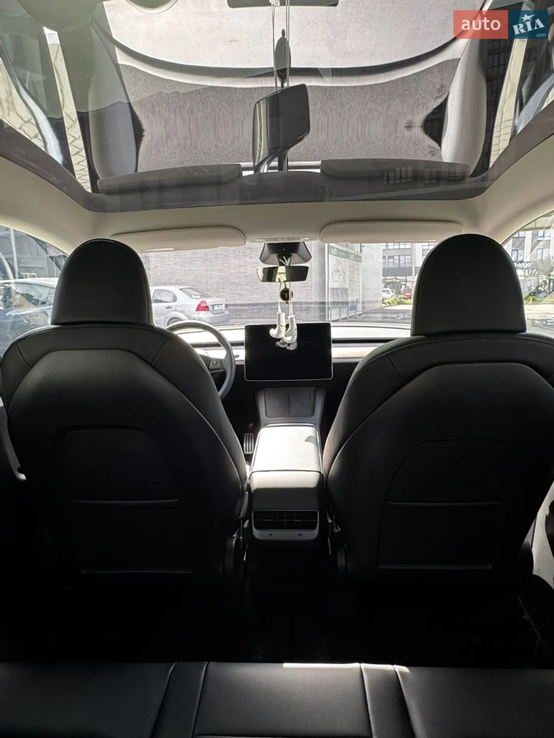 2023 Tesla Model Y - мініатюра 40