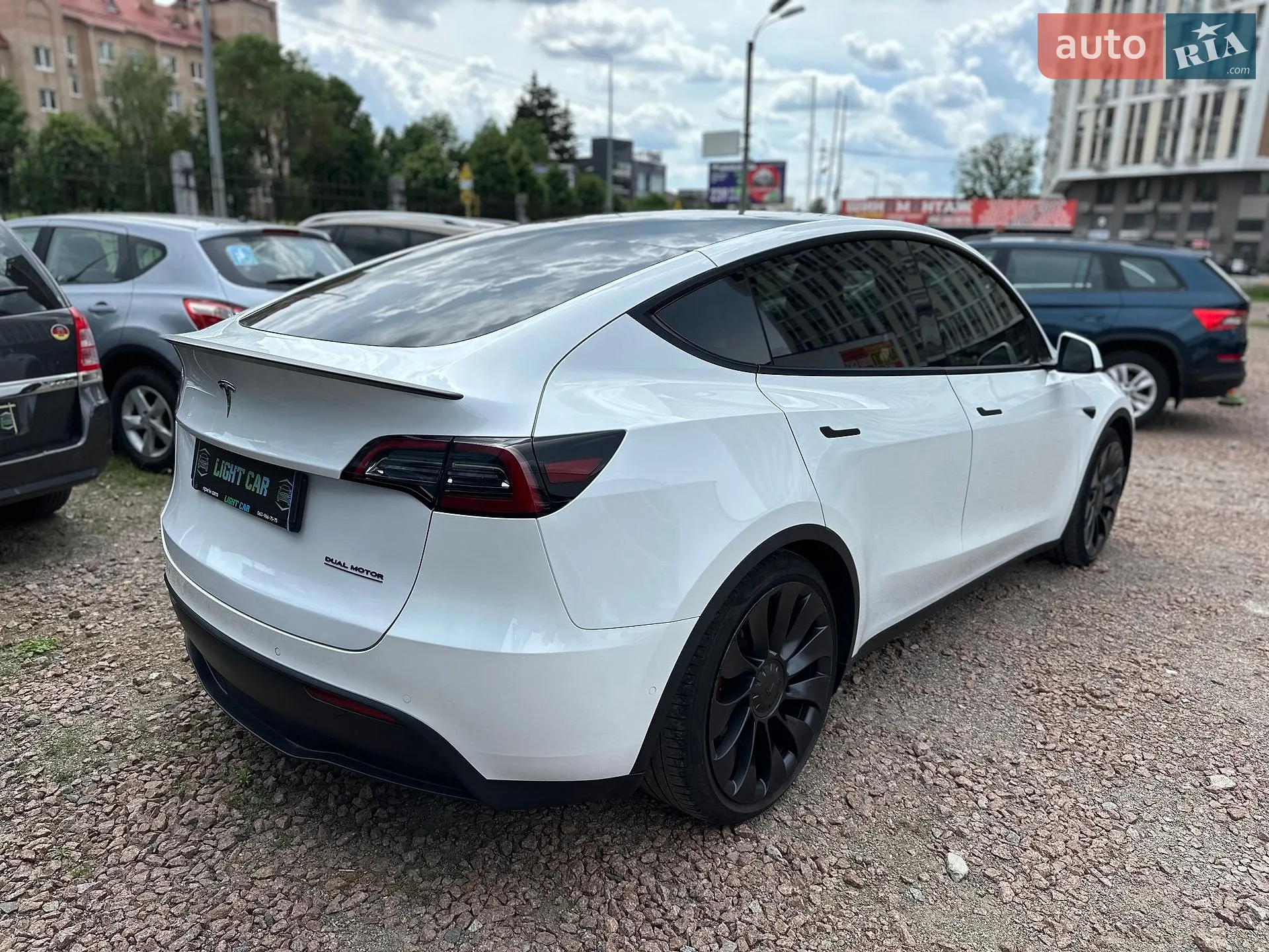 2022 Tesla Model Y - мініатюра 3