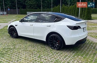 Позашляховик / Кросовер Tesla Model Y 2022 в Харкові фото 12 Позашляховик / Кросовер Tesla Model Y 2022 в Харкові