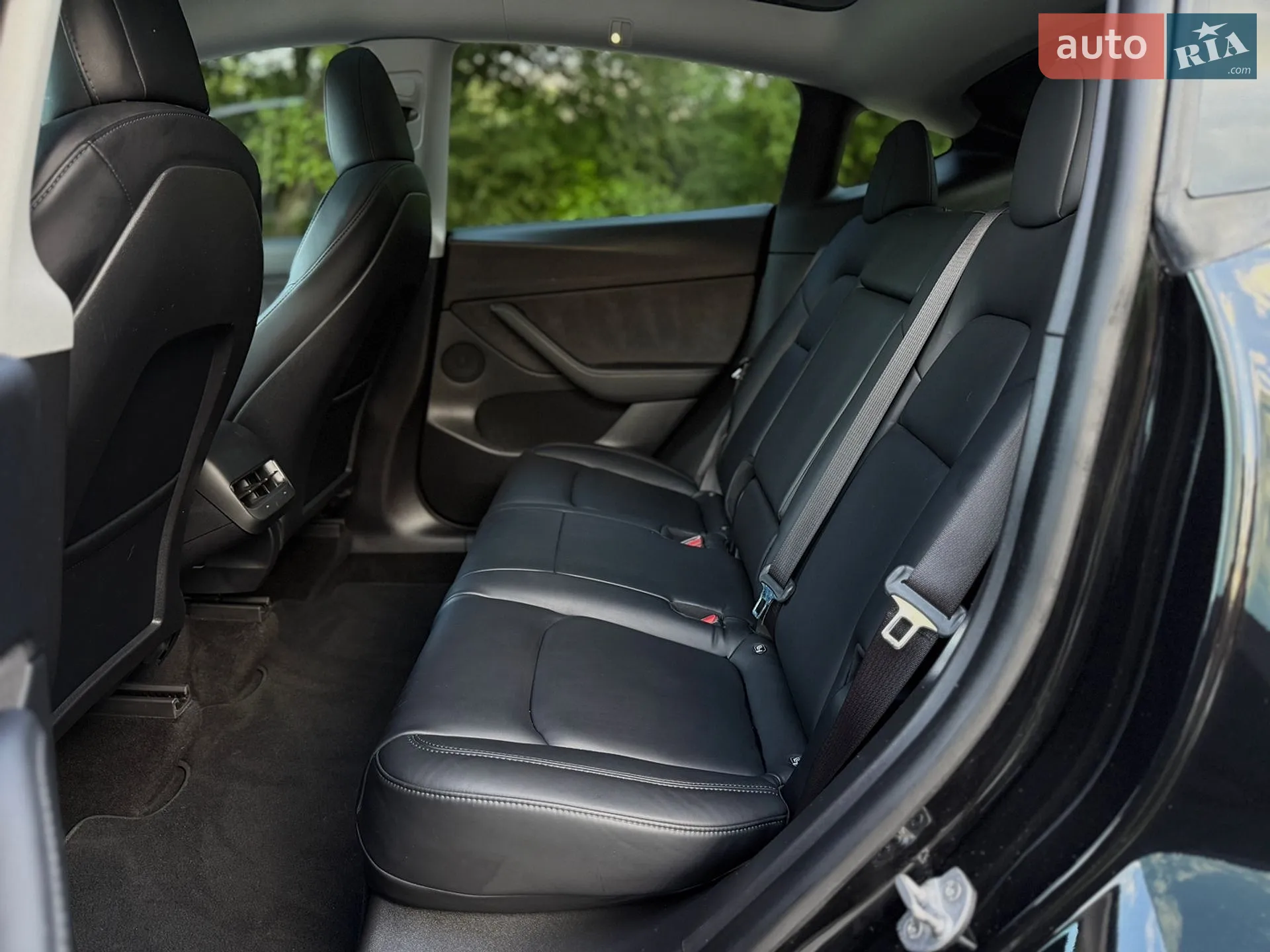 2021 Tesla Model Y - мініатюра 9