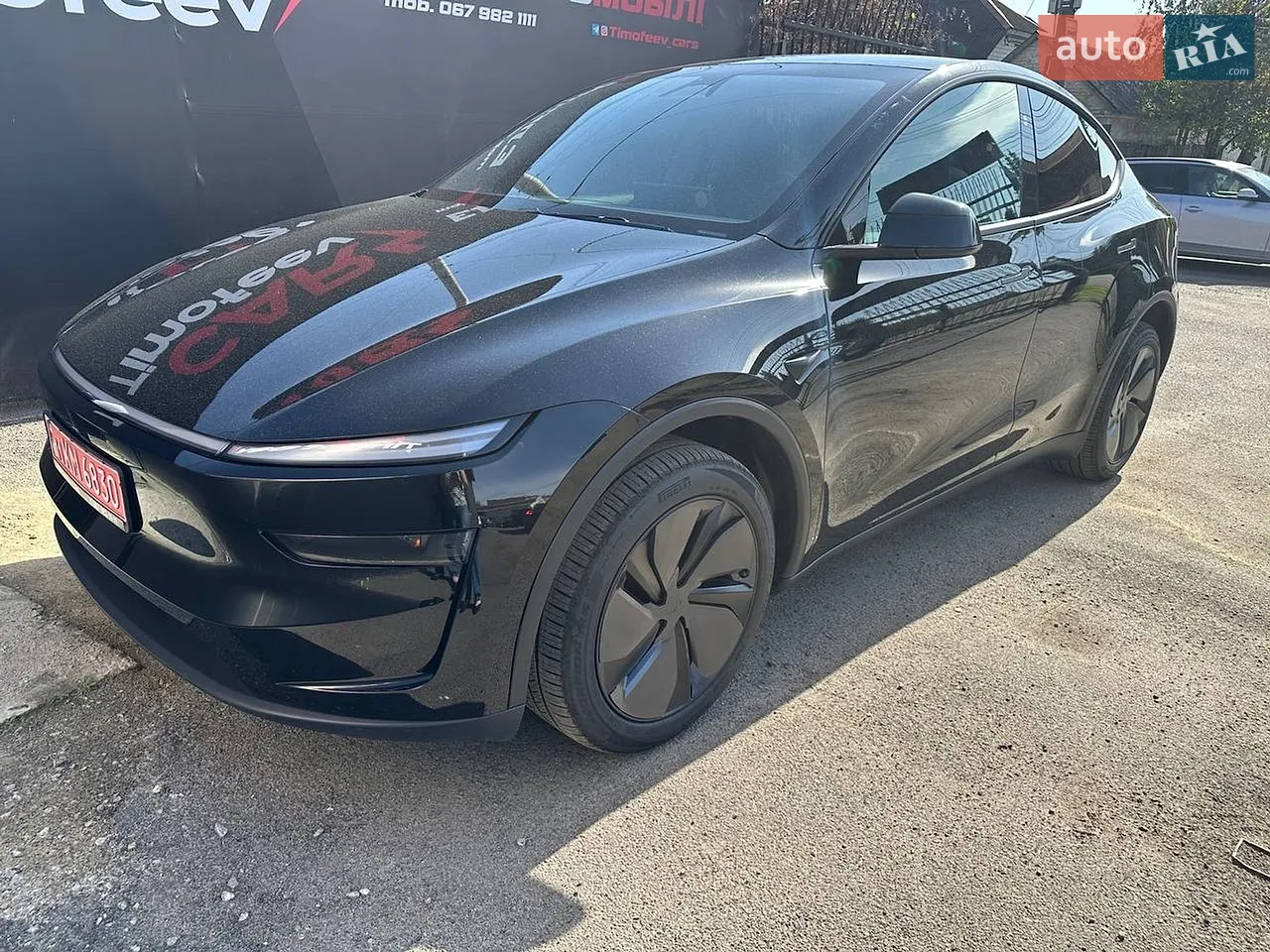 2025 Tesla Model Y - мініатюра 16