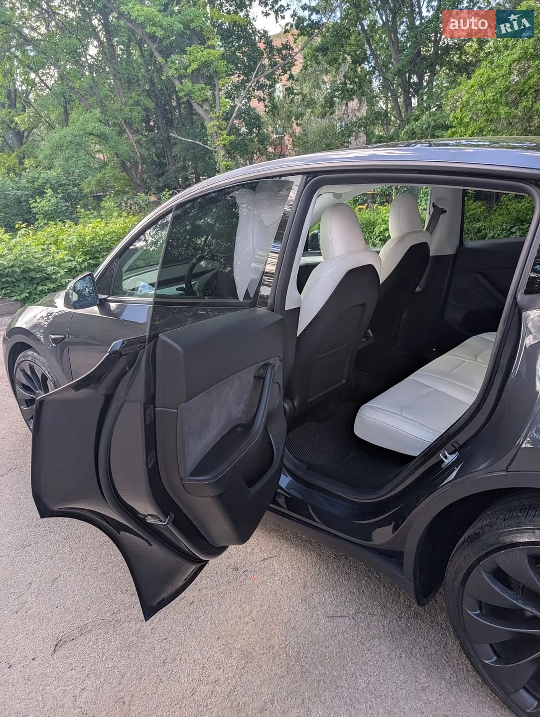 2024 Tesla Model Y - мініатюра 15