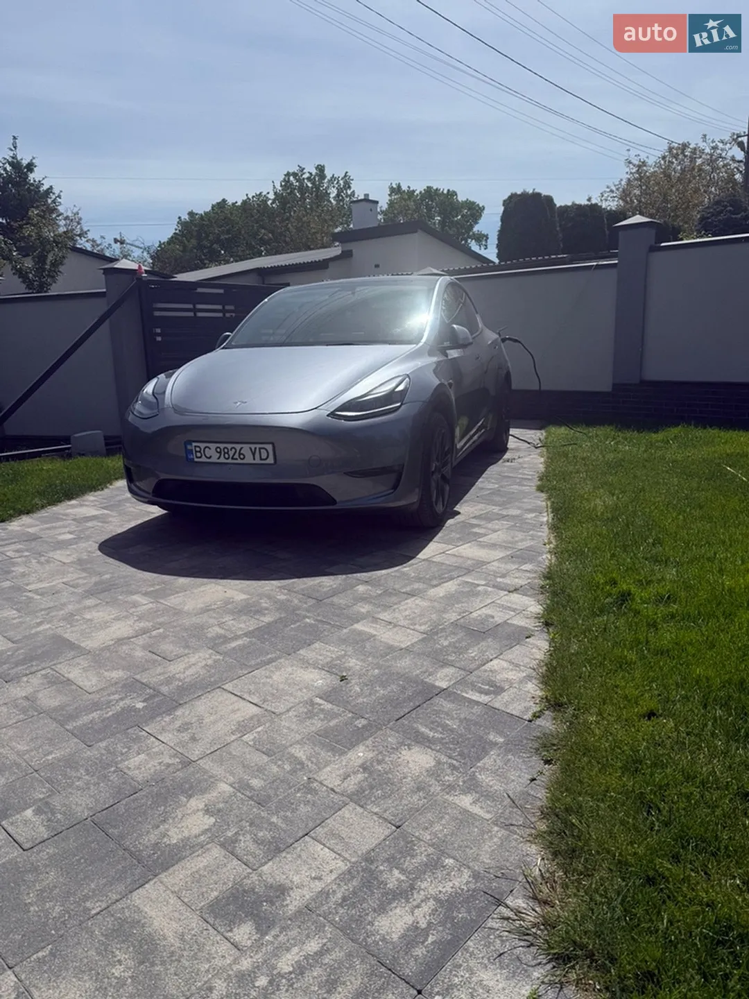 2024 Tesla Model Y - мініатюра 2