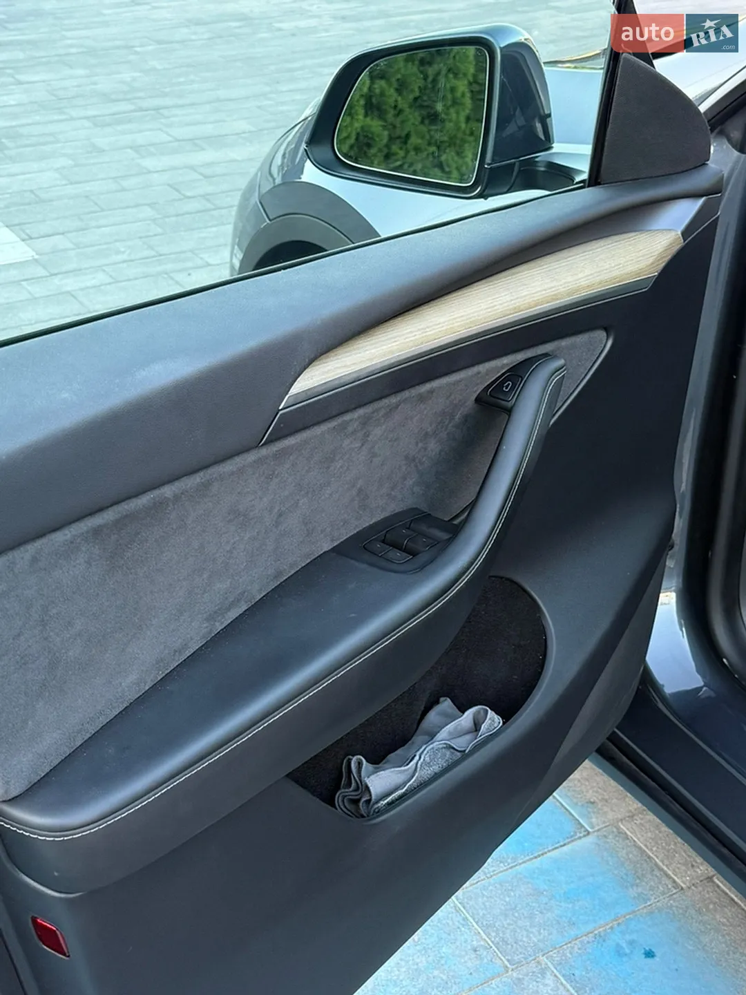 2023 Tesla Model Y - мініатюра 9