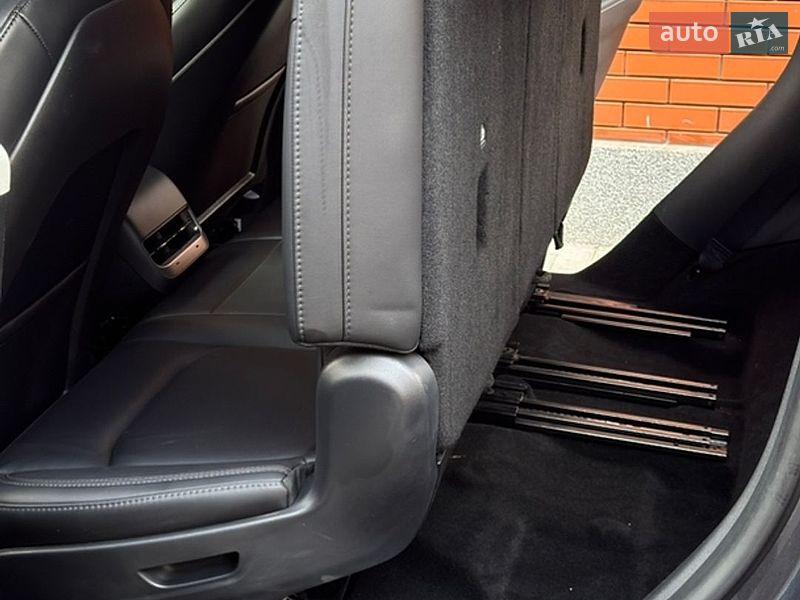Внедорожник / Кроссовер Tesla Model Y 2023 в Виннице