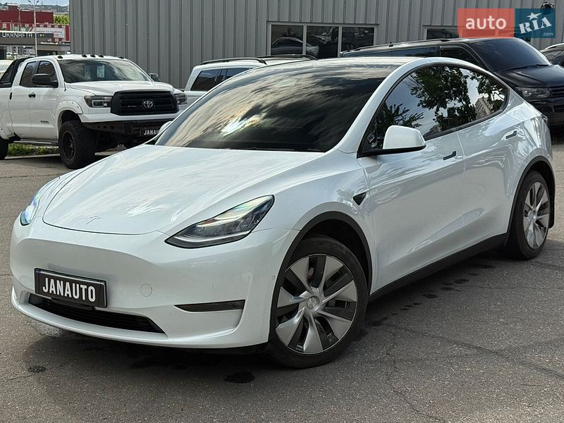 Позашляховик / Кросовер Tesla Model Y 2021 в Харкові