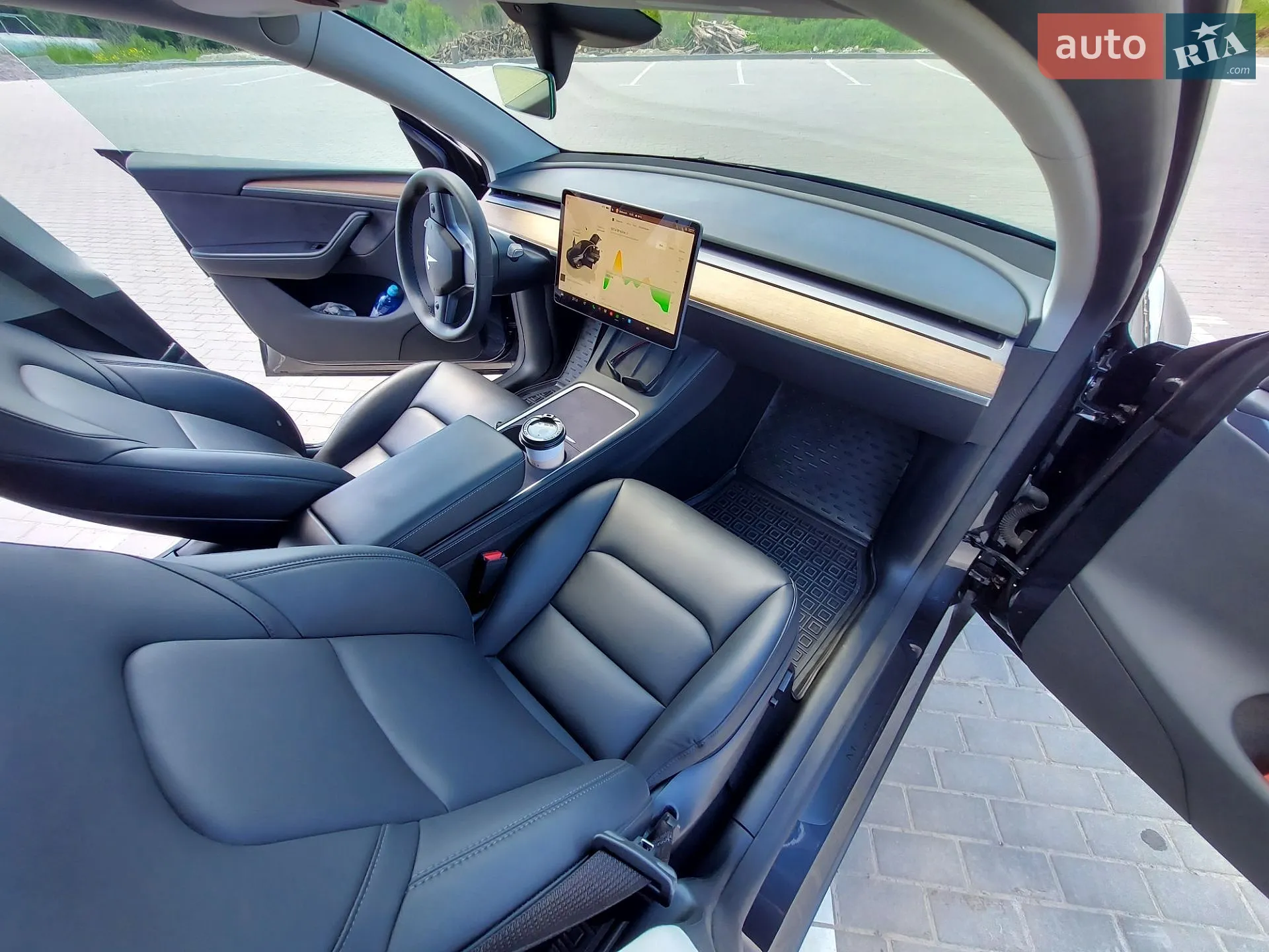 2024 Tesla Model Y - мініатюра 26