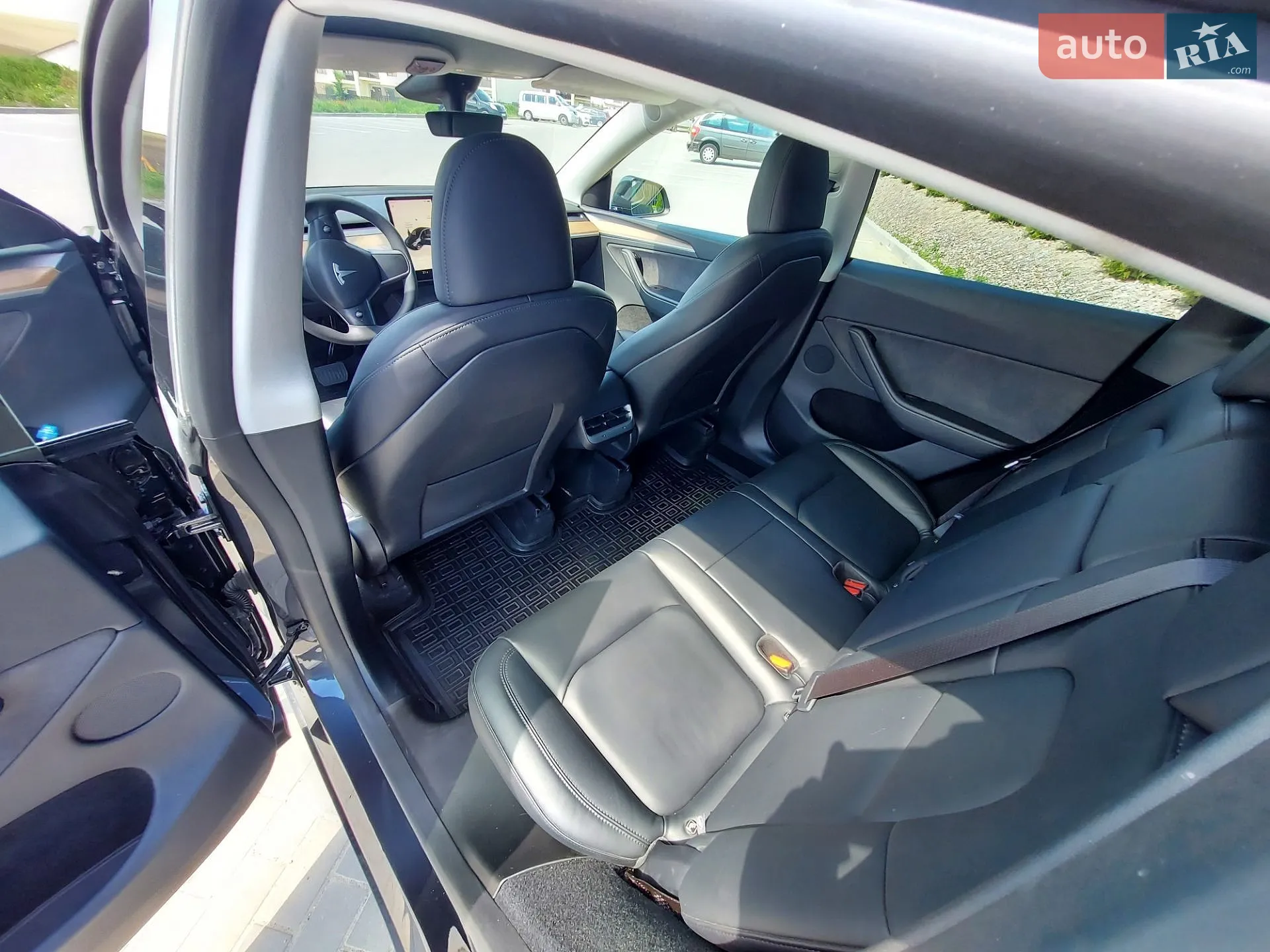 2024 Tesla Model Y - мініатюра 27