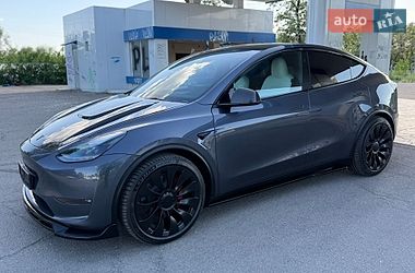 Внедорожник / Кроссовер Tesla Model Y 2023 в Днепре