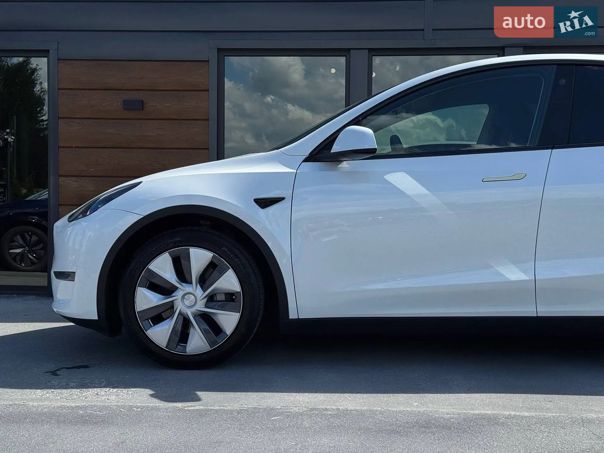2023 Tesla Model Y - мініатюра 15