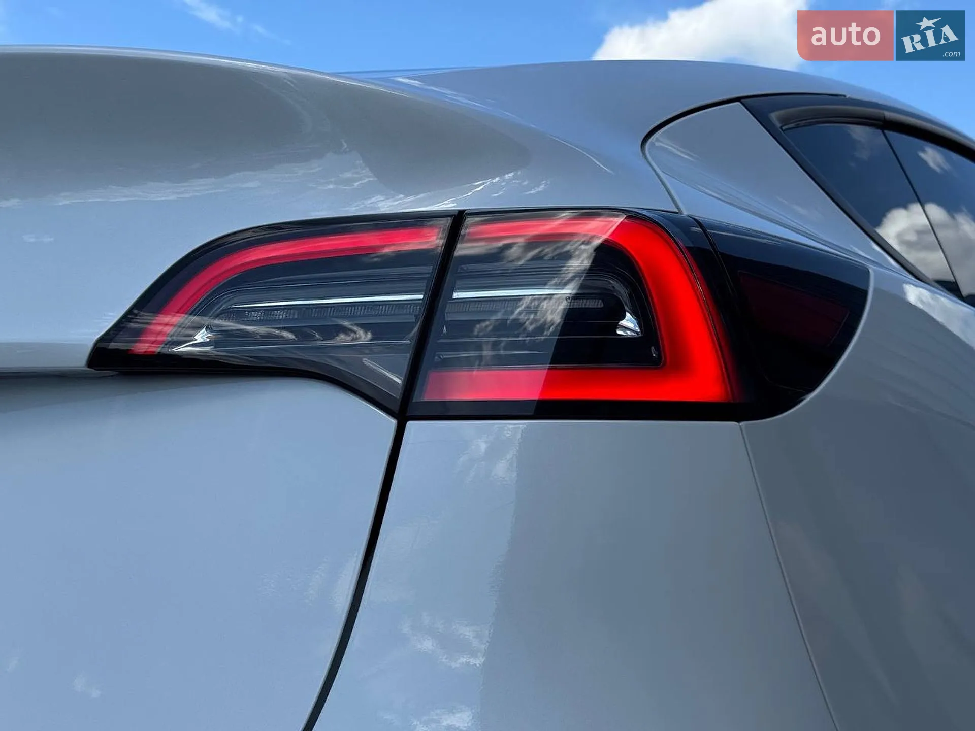 2023 Tesla Model Y - мініатюра 19