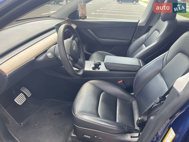 Позашляховик / Кросовер Tesla Model Y 2022 в Рівному фото 13 Позашляховик / Кросовер Tesla Model Y 2022 в Рівному